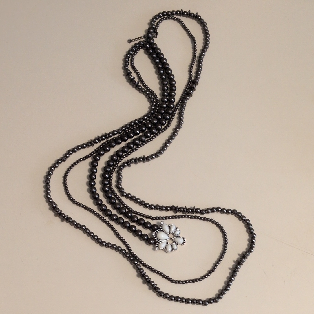 Elegant Dark Gray Beaded Necklace with Floral Rhinestones And White Stone Accent